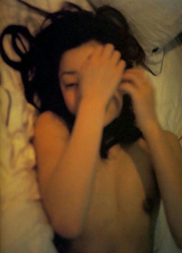 菅野美穂がヌード会見で涙を流したワケとは?? 菅野美穂がヌード会見で涙を流したワケとは??